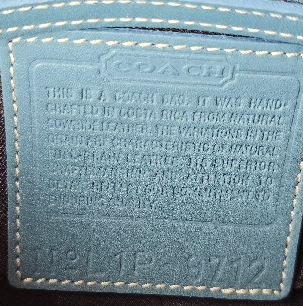 Vintage Coach Penelope Demi Shoulder Bag # 9712 ( Glacier / Pool Blue ) - Picture 16 of 16